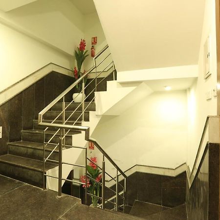 Hotel Qualia Suites At Delhi Airport Yeni Delhi Dış mekan fotoğraf