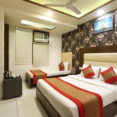 Hotel Qualia Suites At Delhi Airport Yeni Delhi Dış mekan fotoğraf