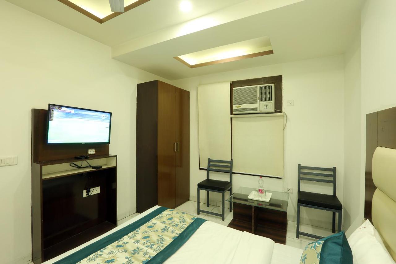 Hotel Qualia Suites At Delhi Airport Yeni Delhi Dış mekan fotoğraf