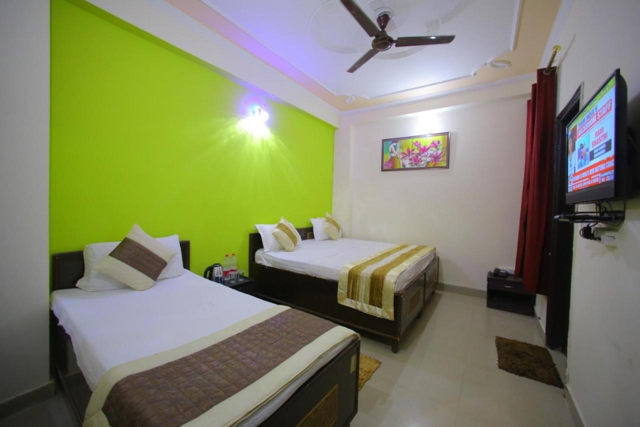 Hotel Qualia Suites At Delhi Airport Yeni Delhi Dış mekan fotoğraf