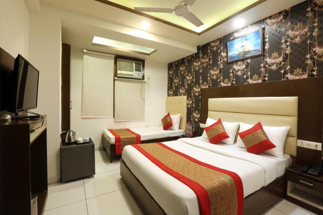 Hotel Qualia Suites At Delhi Airport Yeni Delhi Dış mekan fotoğraf